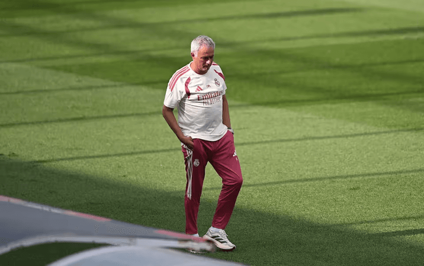 El Real Madrid de José Mourinho: un sistema predilecto y una competencia feroz.