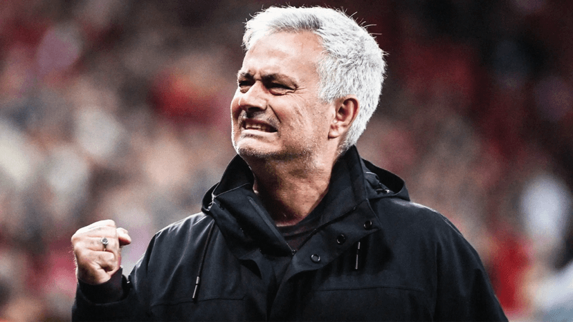 Former Real player slams Mourinho: "He doesn't know how to lose"