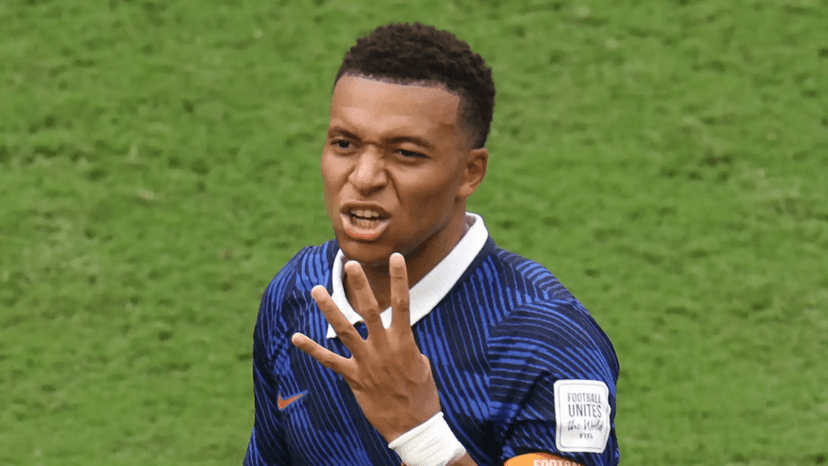Kylian Mbappé Speaks Out in an Open Letter to the Media