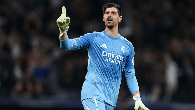 Real Madrid is still looking for a replacement for Courtois.