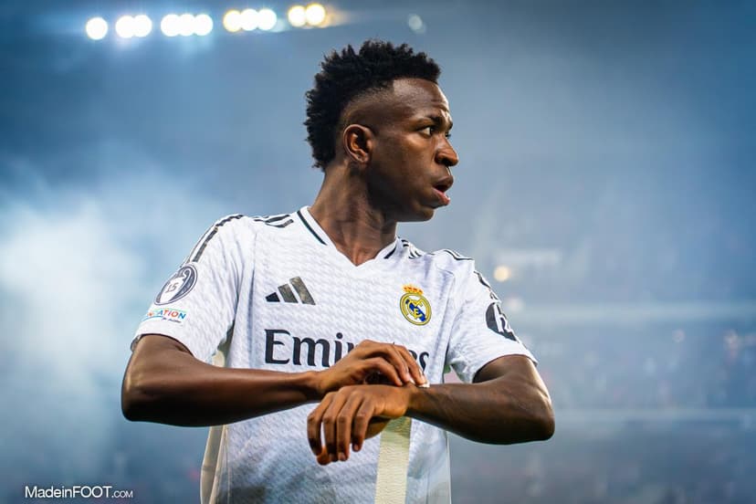 Vinicius Junior sous le maillot du Real Madrid en 2024-25
