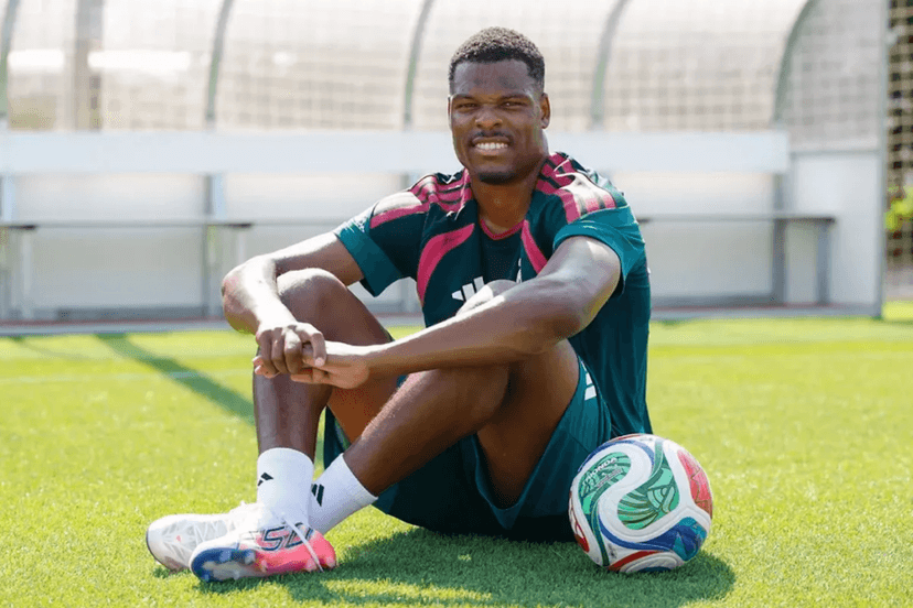 Le premier jour de Denzel Dumfries au Real Madrid en images