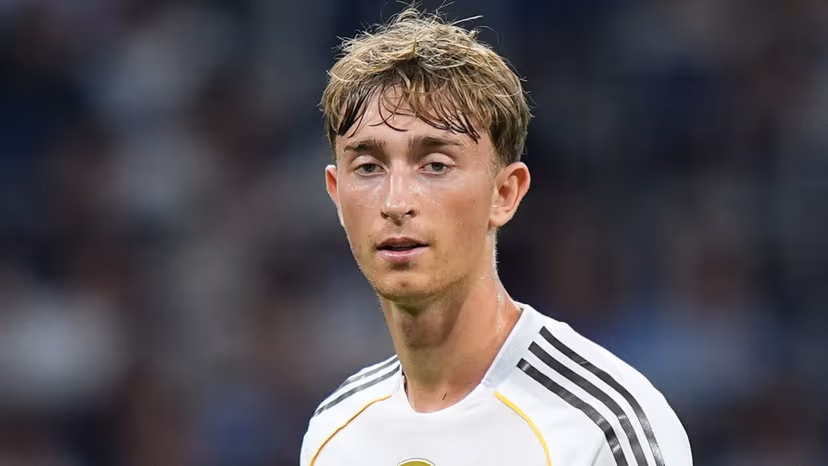 Golpe duro para el Real Madrid: Dean Huijsen sufre una recaída.