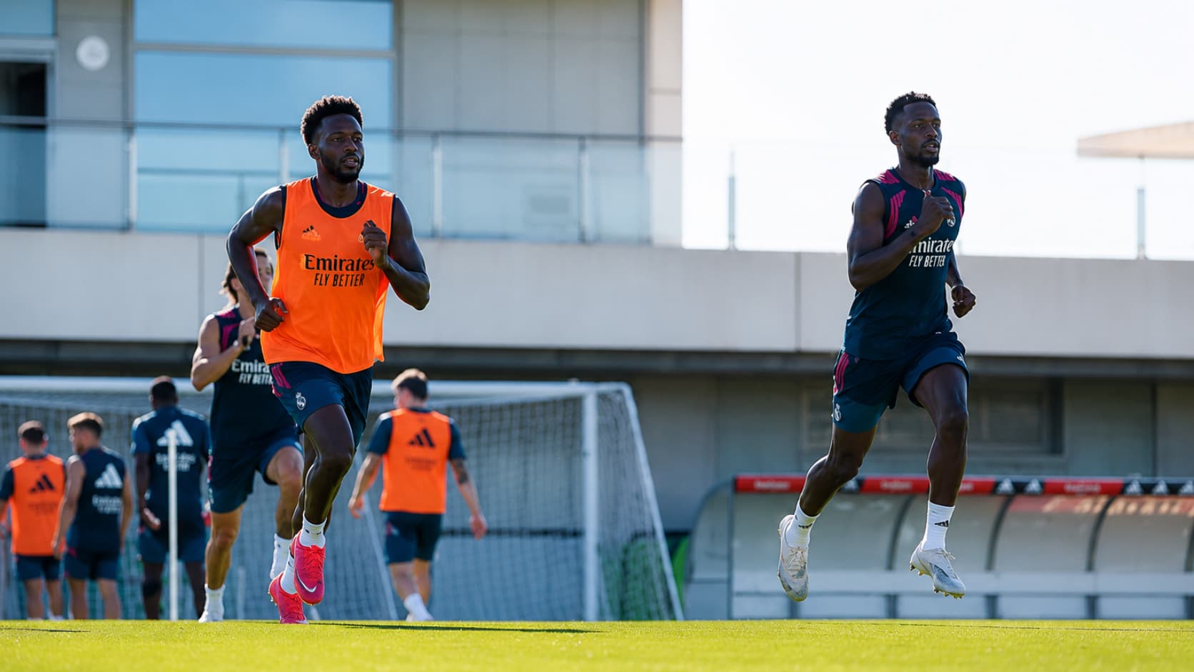 El equipo continúa preparando la temporada.