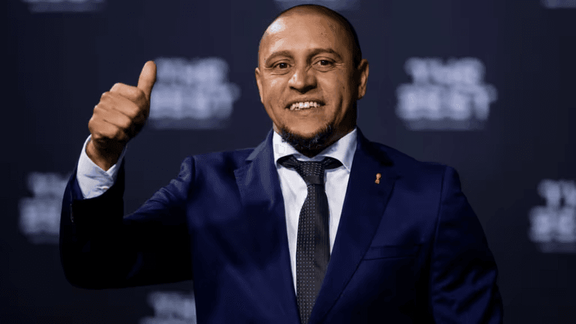 Roberto Carlos revela su favorito para el Balón de Oro.